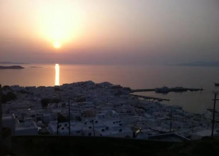 Camara Mykonos アパート オルノス